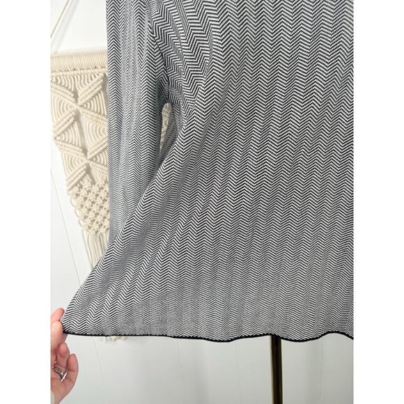 Frnch Herringbone Swing Top Size M/L Black White 3/4 Sleeve - Picture 5 of 8